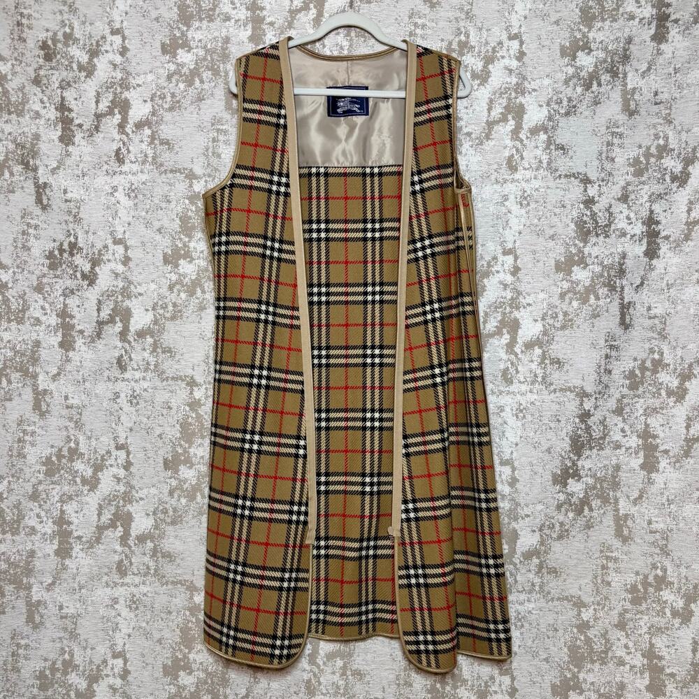 Burberry Belted Trench Coat with Plaid 100% Wool Lining & Collar in Honey - Picture 12 of 16
